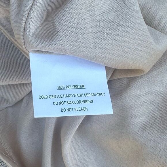 Selfie Leslie Karma Long Sleeve Keyhole Back Pink & Gold Sequin Dress Size XS - Picture 13 of 13